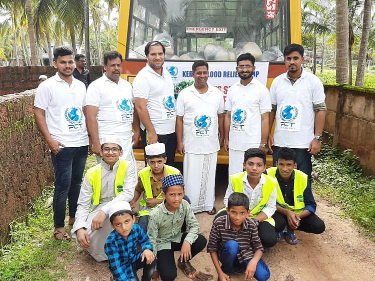 NAT 190812 Kerala flood relief-1565622683954