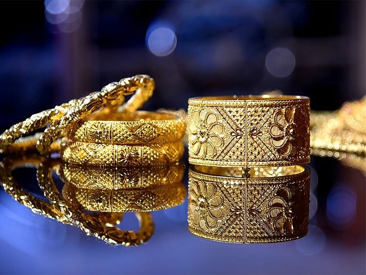 gold ornaments, gold jewellery