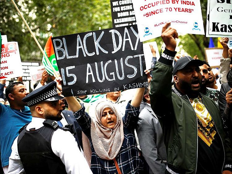 190816 london protest