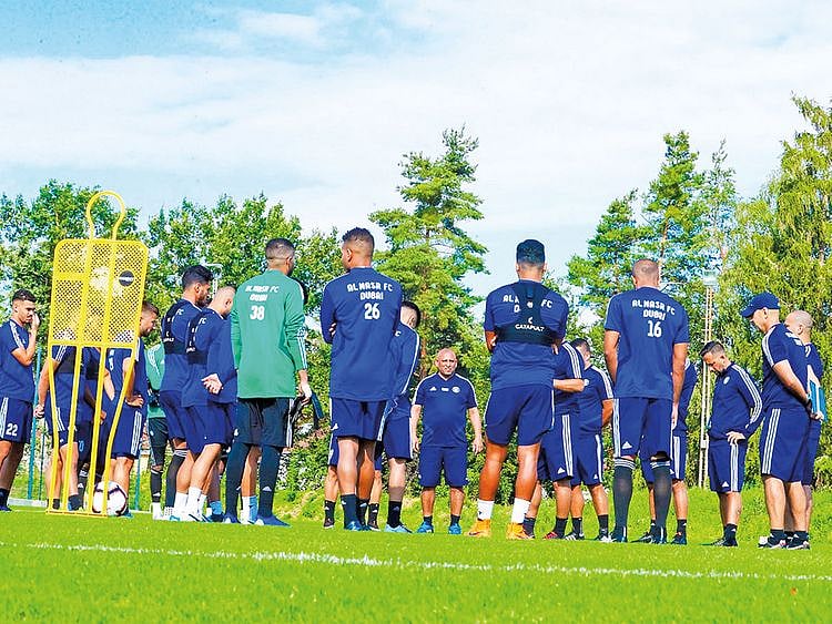 Led by coach Caio Zanardi