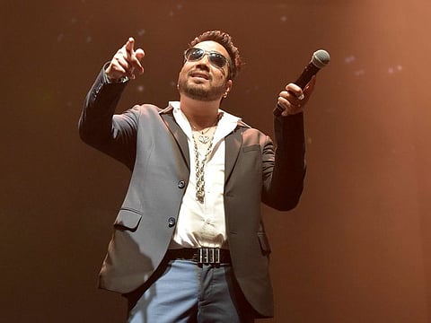 Mika Singh entered the stage on his recent track from the movie 'Sultan' - Lage 440 volt chune se tere. Following was back to back vocals of his very popular songs and him remixing a few of old songs, making the crowd dance, sway or just jump on the spot but never rest  at Dubai World Trade Centre on the evening of 19th of May 2017. Photo: Pankaj Sharma/Gulf News