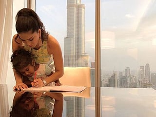 Sunny Leone helps daughter finish homework in Dubai