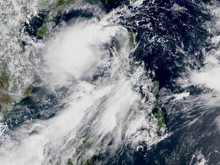 'Jenny' (Podul) has re-intensified