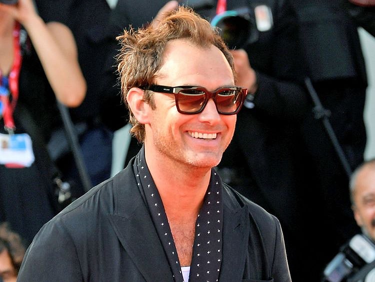 190902 Jude Law