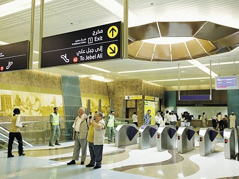  Dubai Metro