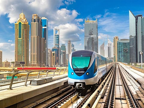 The adjustment to the Red Line route, connects Centrepoint Station with Al Fardan Exchange Station, providing an additional travel option for passengers during peak morning and evening hours.