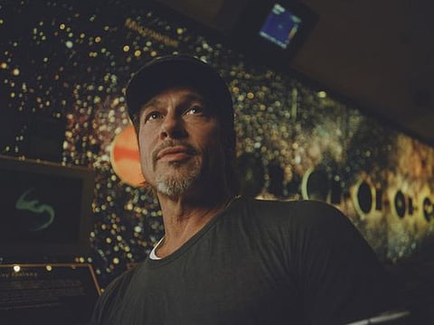 -- NO SALES; FOR EDITORIAL USE ONLY WITH NYT STORY PITT-MASCULINITY BY KYLE BUCHANAN FOR SEPT. 8, 2019.  ALL OTHER USE PROHIBITED. -- Brad Pitt visits the Griffith Observatory in Los Angeles, Aug. 26, 2019. At 55, Pitt says he’s reached a point where he sees his father in every performance he gives. “I grew up with that be-capable, be-strong, don’t-show-weakness thing,” Pitt said. “In some ways, I’m copying him.” (Micaiah Carter/The New York Times)