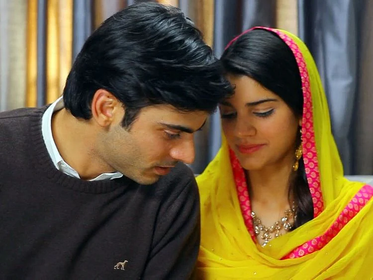 Fawad Khan and Sanam Saeed in ZINDAGI GULZAR HAI-1568616175423