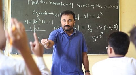 A well-known mentor in India, Anand Kumar, runs the Super 30 programme in Patna for economically backward students.