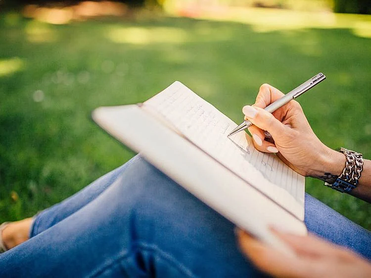 OPN WOMAN WRITING-1570269259190