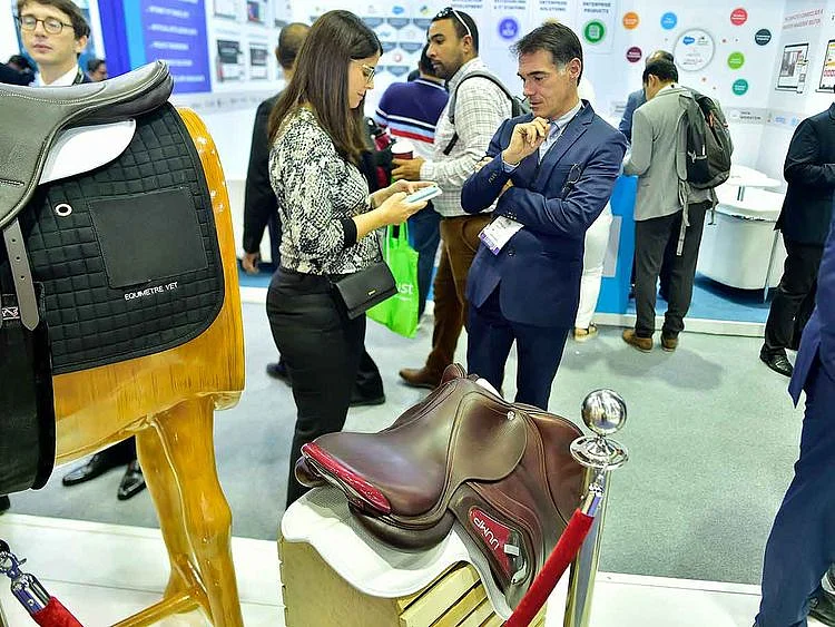 NAT-191006-GITEX-Microsoft-CE06-(Read-Only)