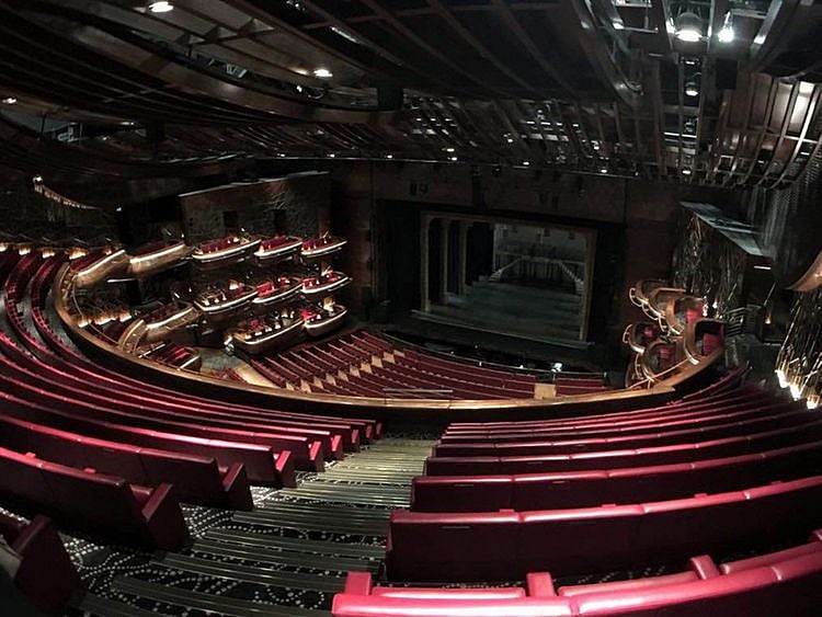 DUBAI-OPERA