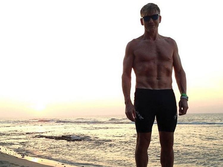 TAB 191014 INSTA GORDON-1571035770149