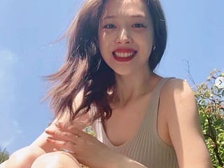 K-Pop star and former f(x) member Sulli found dead