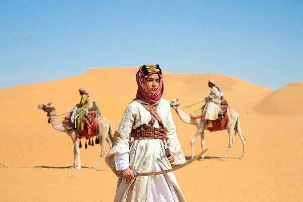 BornAKing still movie-1571127904301