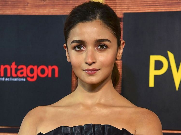 TAB 191017 ALIA-1571298941609