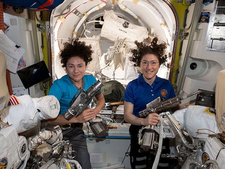 2019-10-18T193049Z_1940147918_RC13411FA000_RTRMADP_3_SPACE-EXPLORATION-SPACEWALK-(Read-Only)