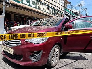 Australian man arrested over killing of 2 in Philippines