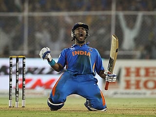 Maratha Arabians scoop Yuvraj for Abu Dhabi T10