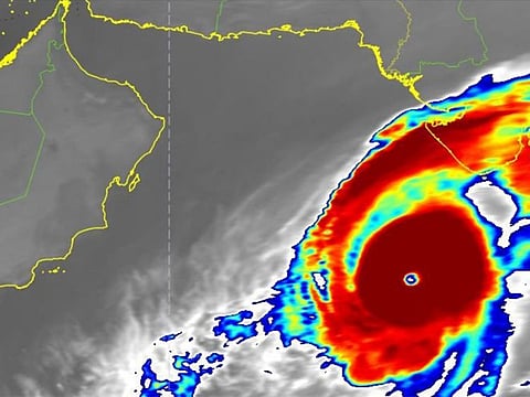 Cyclone Kyarr moving towards the Arabian Sea.