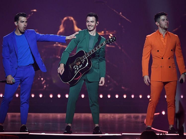 TAB 191027 NICK JONAS-1572160099371