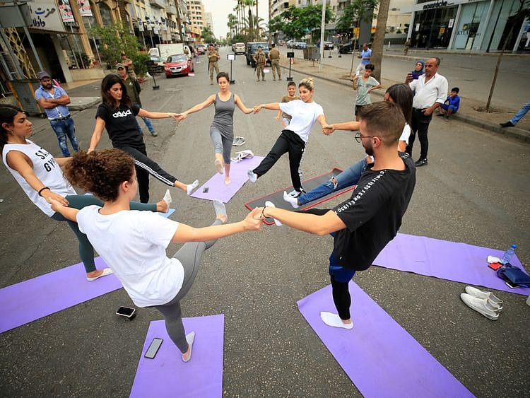 Copy of 2019-10-27T102141Z_1167636227_RC15F4E81020_RTRMADP_3_LEBANON-PROTESTS-1572264720996