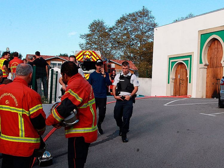 191029 France mosque shooting