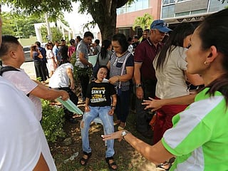 In pictures: Philippines hit by 6.6-magnitude quake 