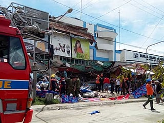 Pictures: Third strong quake this month jolts southern Philippines