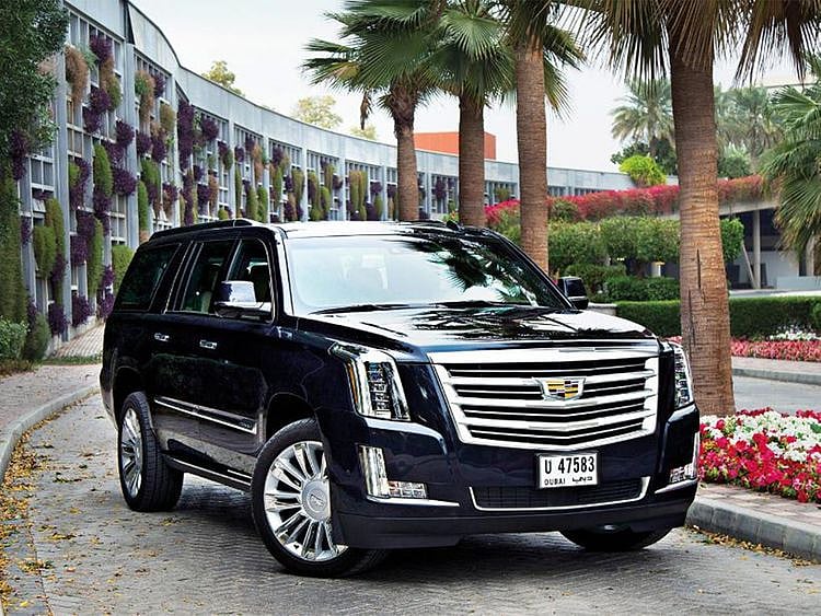 auto CadillacEscalade