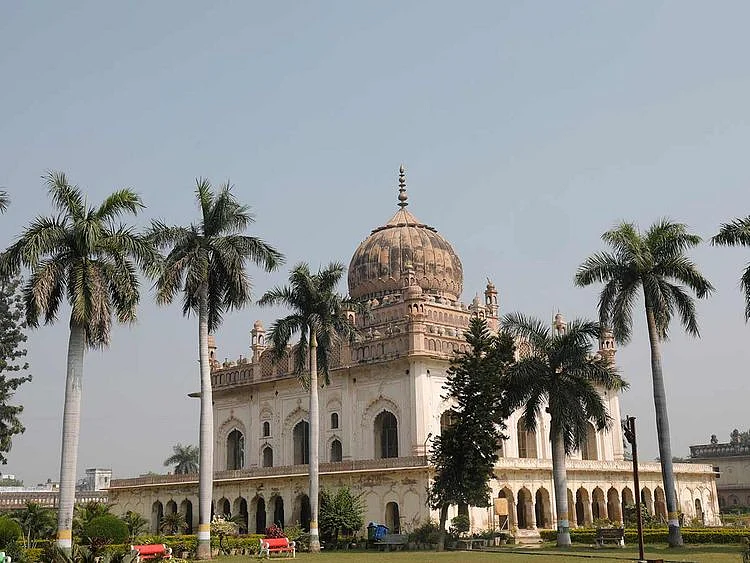 Nawab Suja-ud-Daula Tomb 