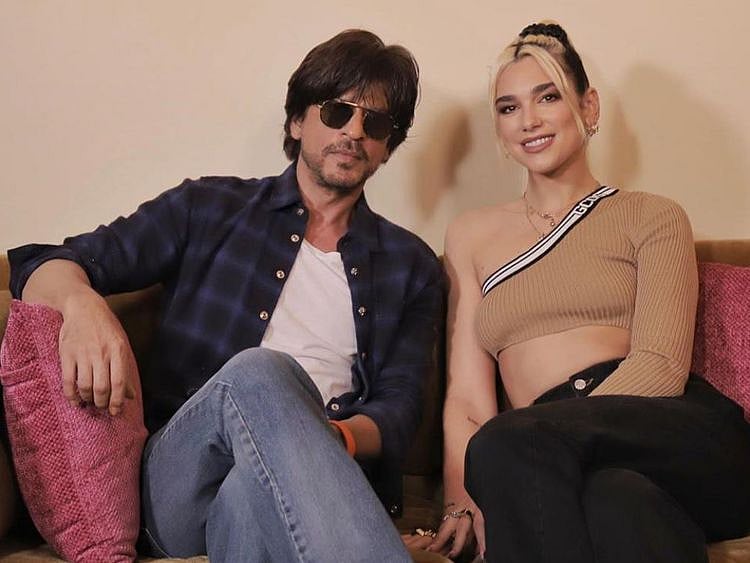 TAB 191117 Dua Lipa with Shah Rukh Khan-1573975425567