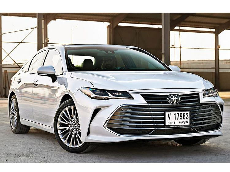 Auto 2019 Toyota Avalon