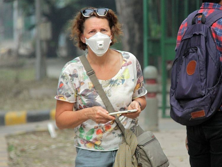 Air pollution can trigger Alzheimer's in aged women