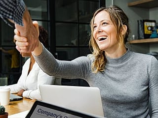 Everything you need to know about getting a work permit and work visa in UAE