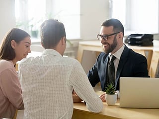 How to set up a bank account in the UAE?