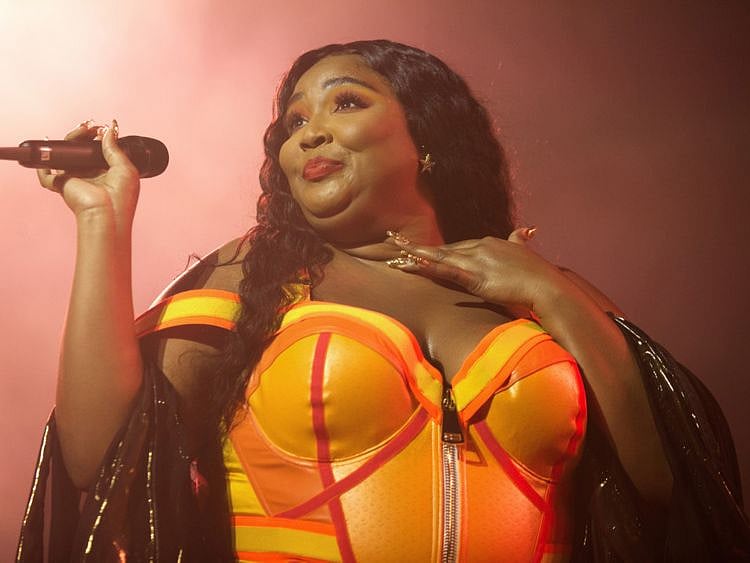 Lizzo-1574508375876