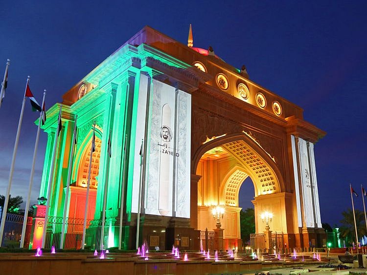 NAT 191125 EMIRATES PALACE1-1574670986521