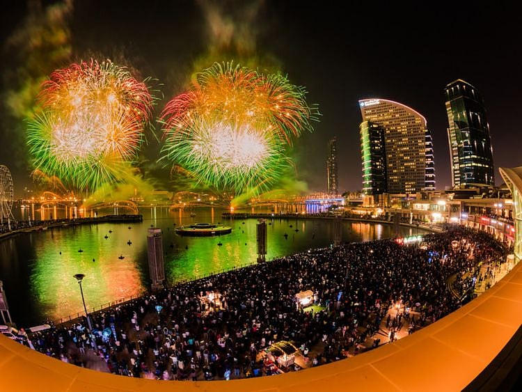 DUBAI FESTIVAL CITY MALL UAE NATIONAL DAY 4-1574777346821