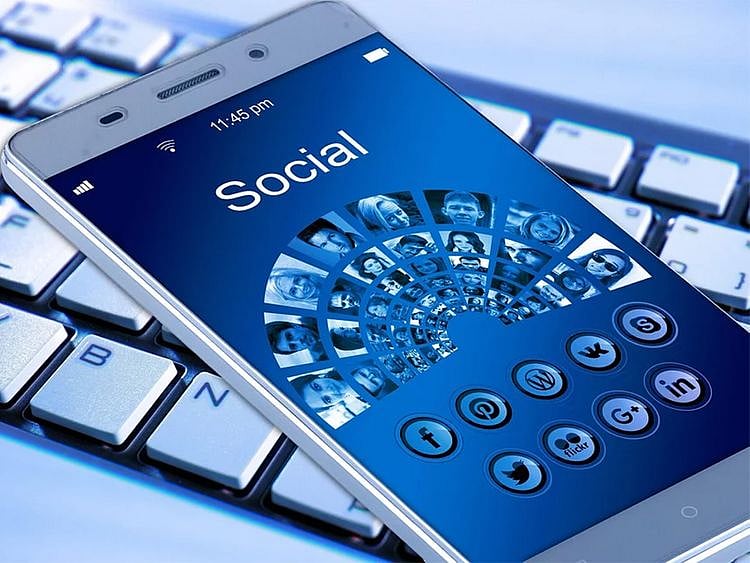 Meet Cocoon, the private Facebook for your family