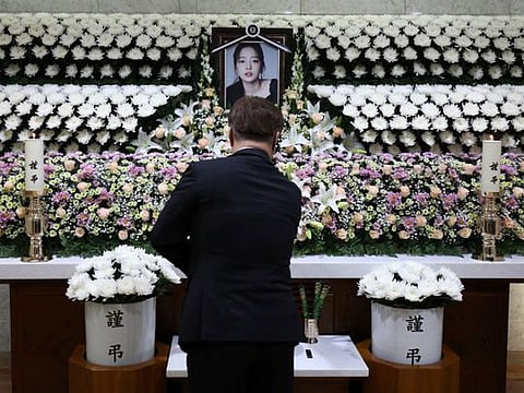 A man pays tribute at a memorial altar of K-pop star Goo Hara at the Seoul St. Mary's Hospital in Seoul, South Korea November 25, 2019. 