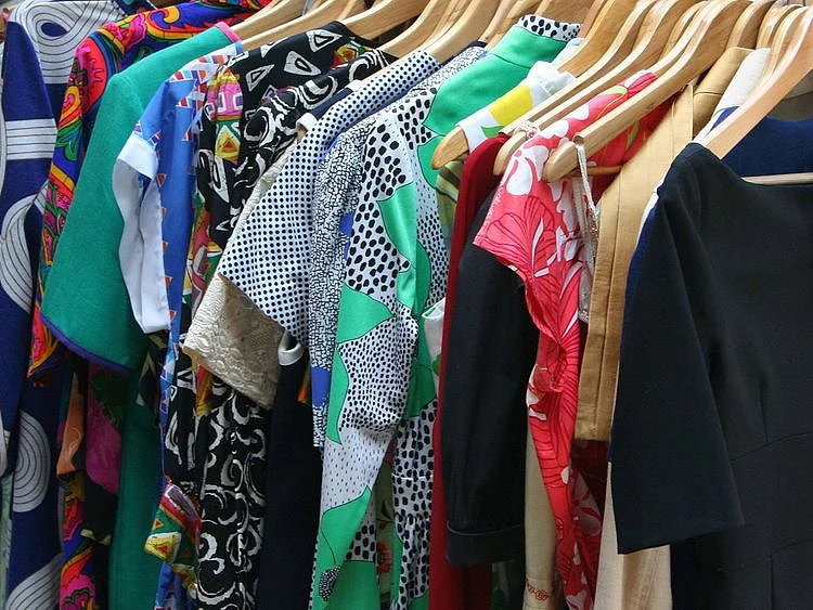 woman's clothes generic