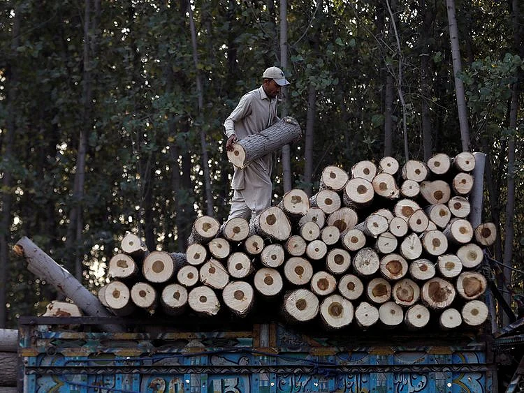 191206 Pakistan economy