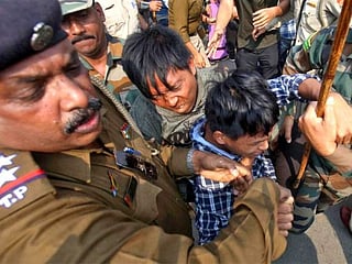 Violent protests sweep across India over Citizenship Amendment Bill 