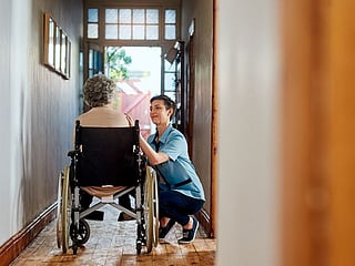 How to get home healthcare services in the UAE