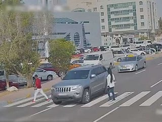  Abu Dhabi: Dh400 fine for jaywalking, Dh500 for not giving way to pedestrians