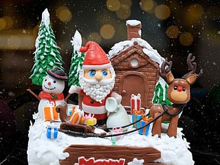 See: The merriest Christmas cakes in Dubai