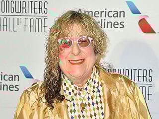 'Friends' theme songwriter dies aged 72