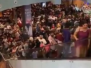 Video of a jam-packed Dubai Mall on 1/1/2020 goes viral 