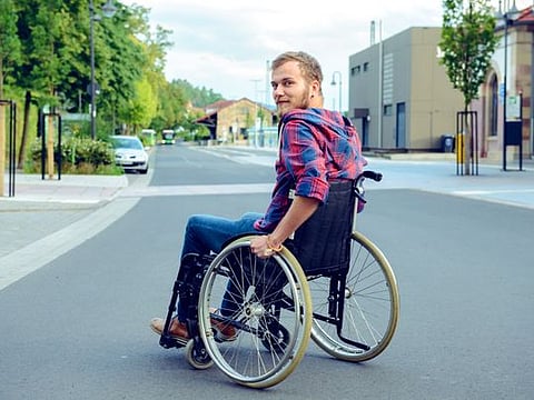 To use or not to use a wheelchair